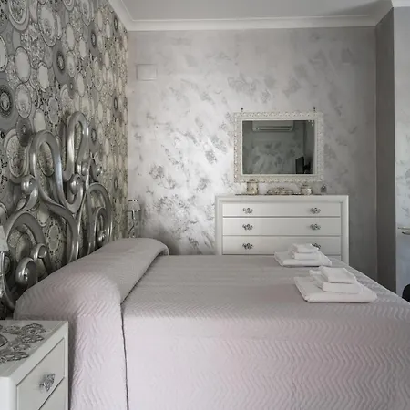 Golden Garden Holiday home