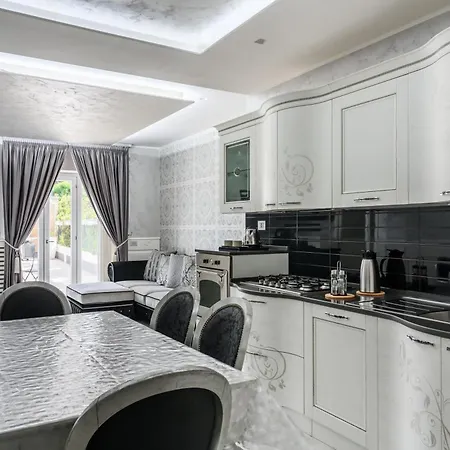 Golden Garden Holiday home *